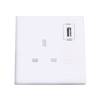 Zigbee Version UK Smart Wall Socket With USB